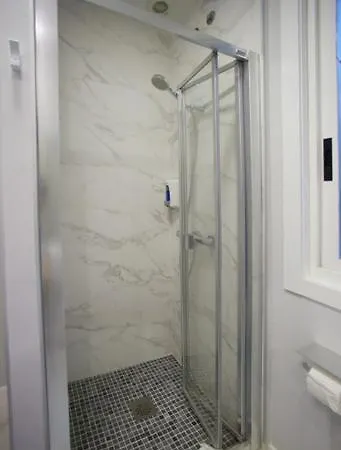 Apartament Calvario 4 *